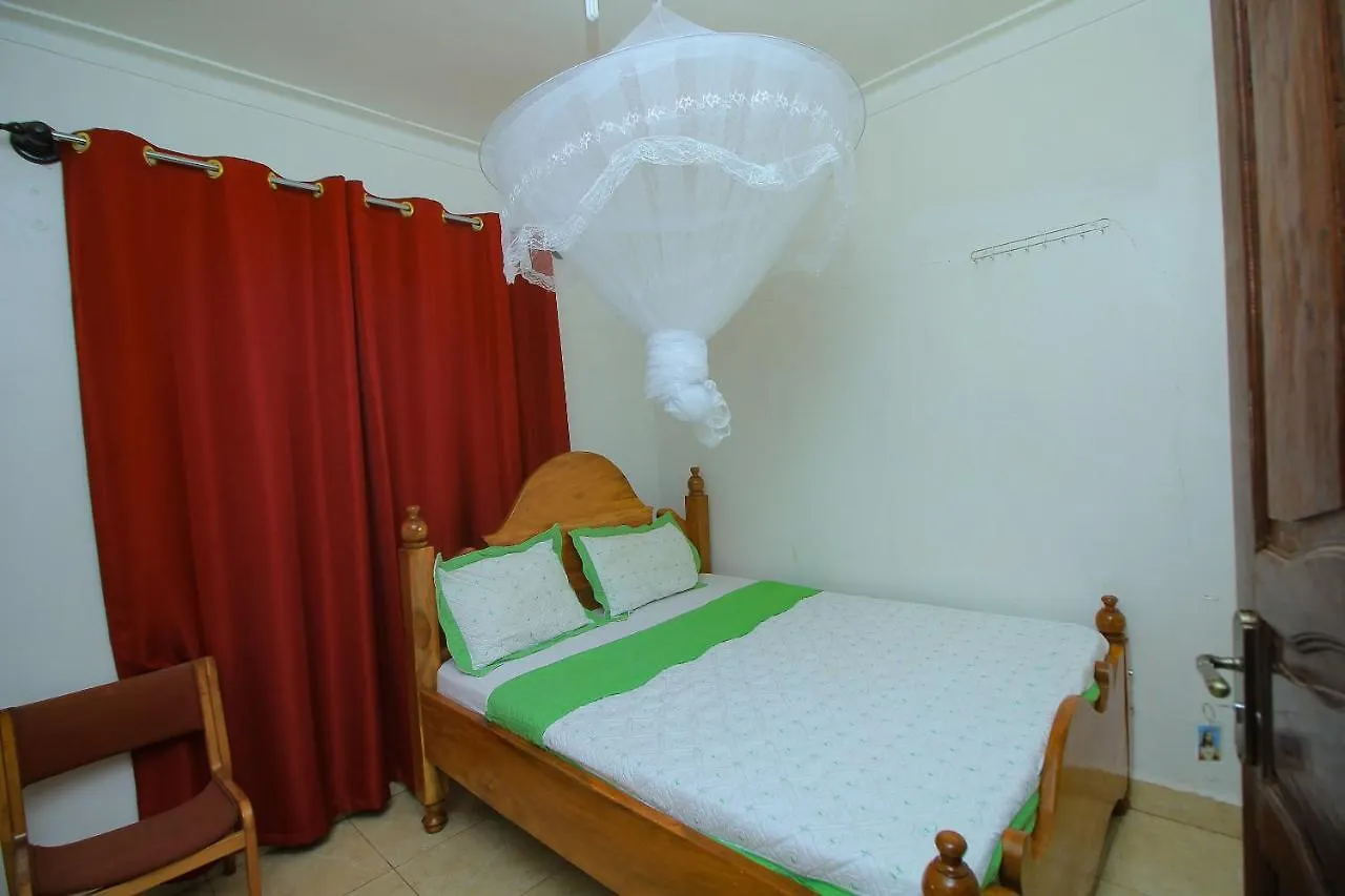 Ambassador Bridge Motel Jinja Apartment